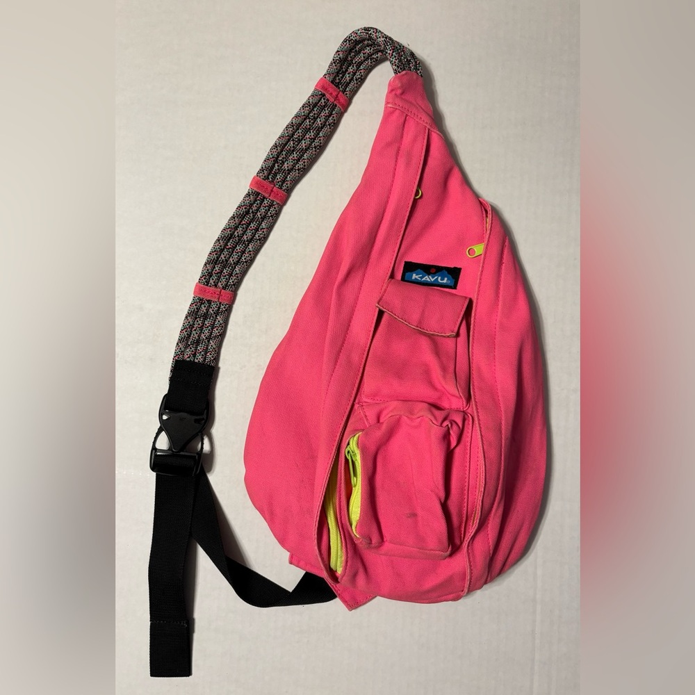 Kavu Rope Sling Bag 20” Hot Pink